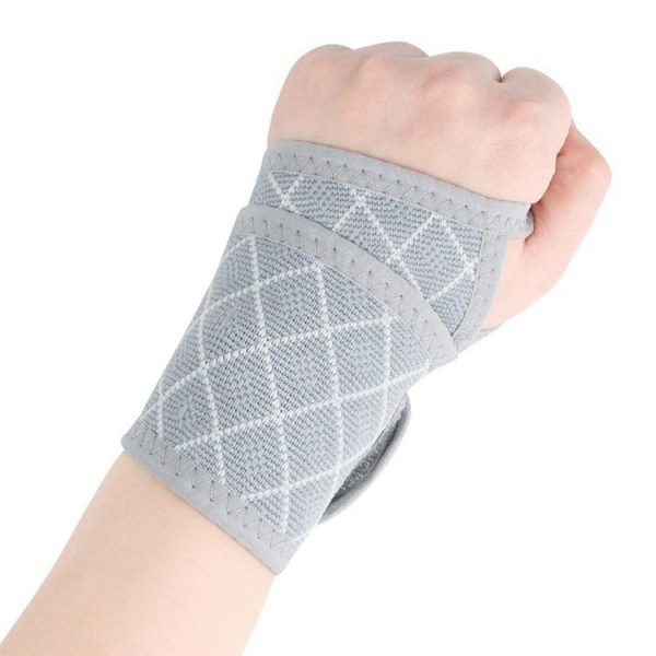 Wrist Brace Carpal Tunnel For Men And Women Fit, Lightweight Adjustable Wrist Support Brace For Tendinitis, Sprains Arthritis, Pain Relief, Compression Wrist Wrap For Sports, Workout And Daily Use - Image 2